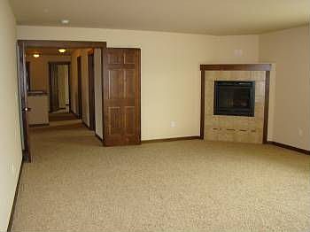 3rd image of 16809 138th Ave E