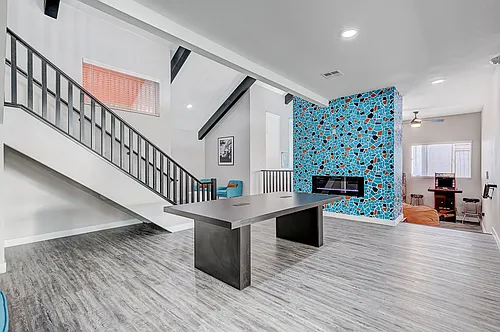 Intrigue Apartments Photo 1