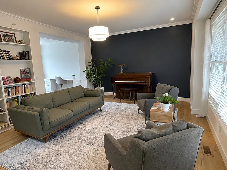2625 Heathrow Dr — Photo 10