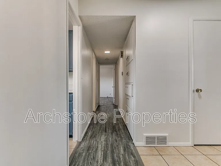 4508 NW 26th St — Photo 28