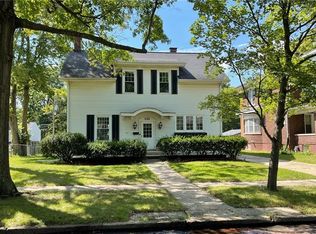 131 N Taylor Ave, Decatur, IL 62522