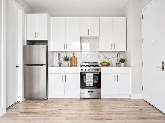 2nd image of 586 Marcy Ave #3F