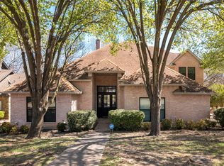924 Hideaway Pl, Desoto, TX 75115