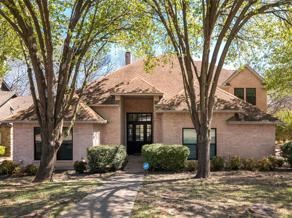 924 Hideaway Pl, Desoto, TX 75115