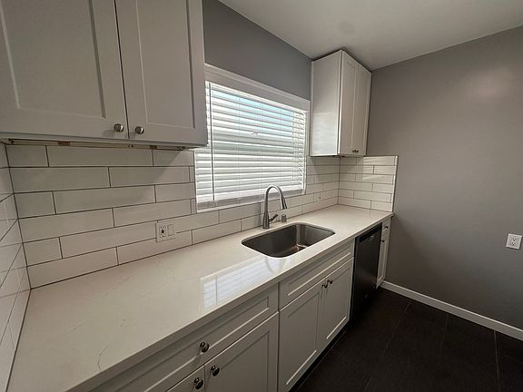 4th image of 5025 E 1st St APT 5