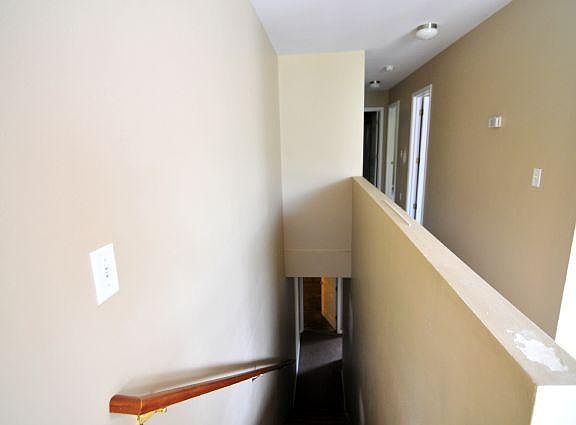 3rd image of 230 Creek St