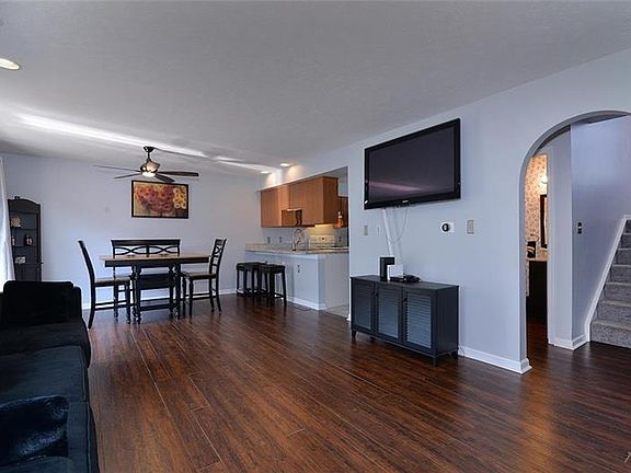 4th image of 109 Antler Hollow Dr