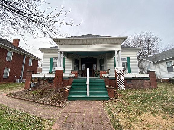 2nd image of 417 E Scott Ave