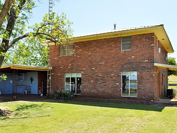 3rd image of 112 County Road 246