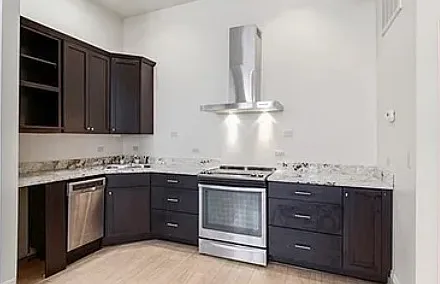 1 bed, 525 sqft, $1,950 — Photo 2