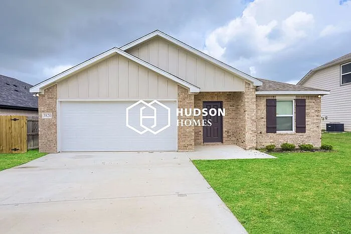 3820 Poteet Ct