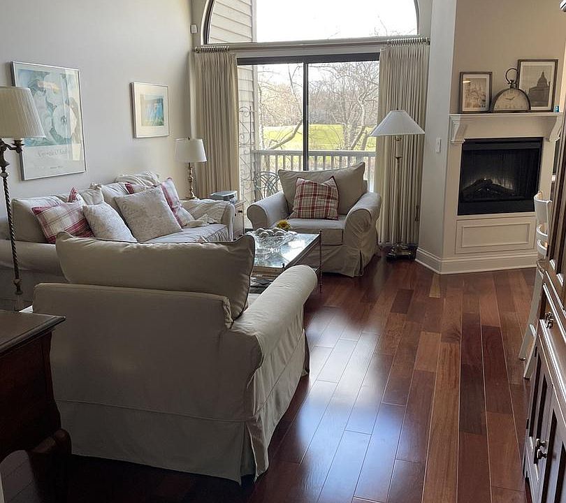 2nd image of 832 N Golf Ct #1003