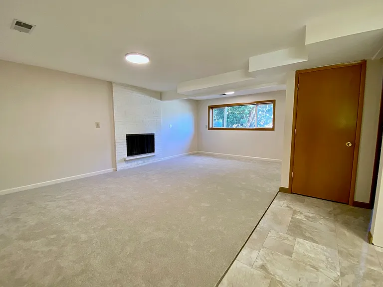 11650 SW Blakeney St — Photo 5