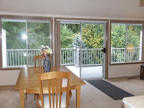 4th image of 1320 Evergreen Park Dr SW APT 11