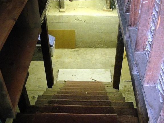 5th image of 592 1st St