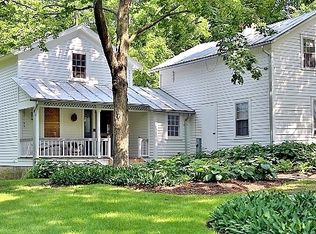 21125 N Hampton Ct, Kildeer, IL 60047