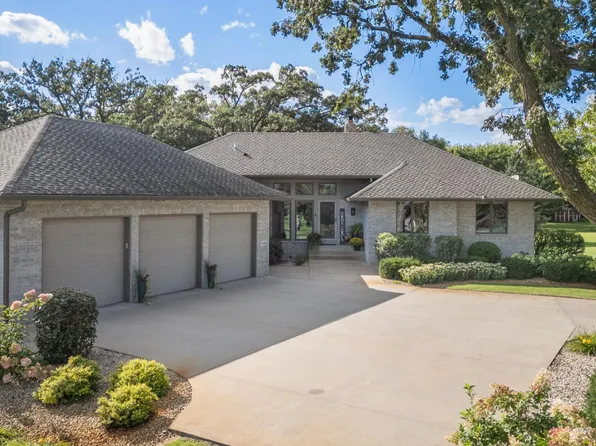 16200 Makah St NW, Andover, MN 55304