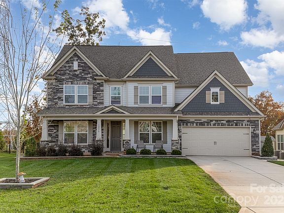 4th image of 10978 Sparkle Creek Dr