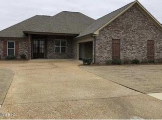 173 Clearview Dr W, Madison, MS 39110