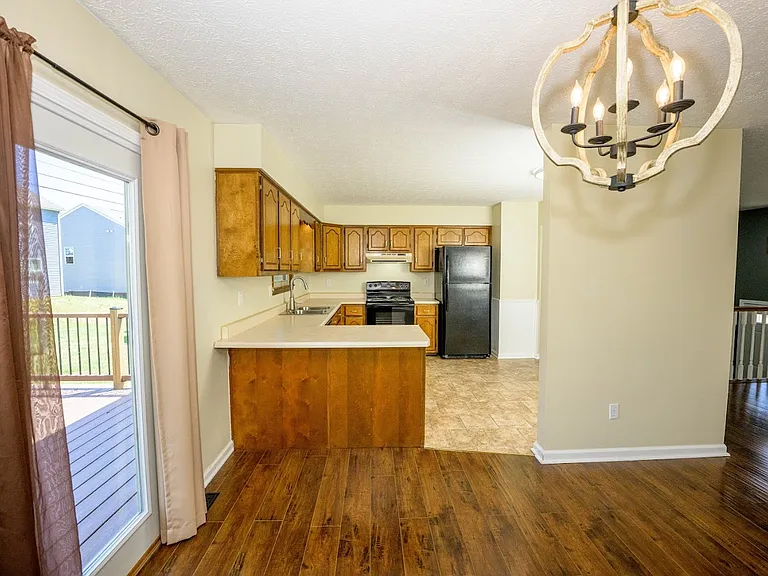 413 Ridgecrest Rd — Photo 6