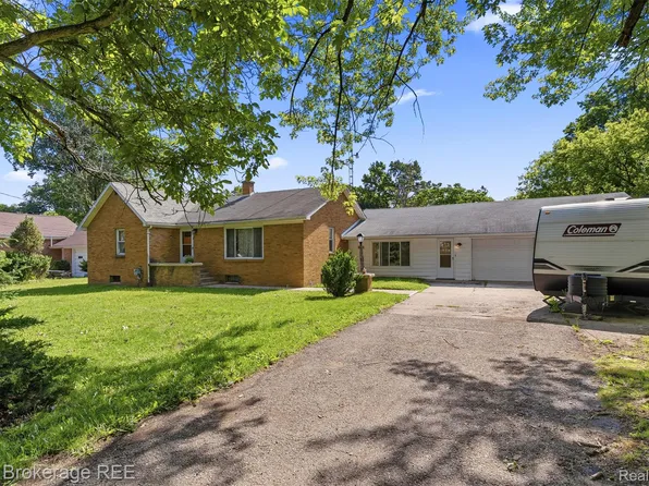 3290 Drexel Ave, Flint, MI 48506