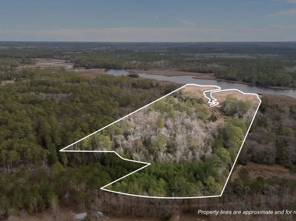 290 Gold Finch Lane, New Bern, NC 28560