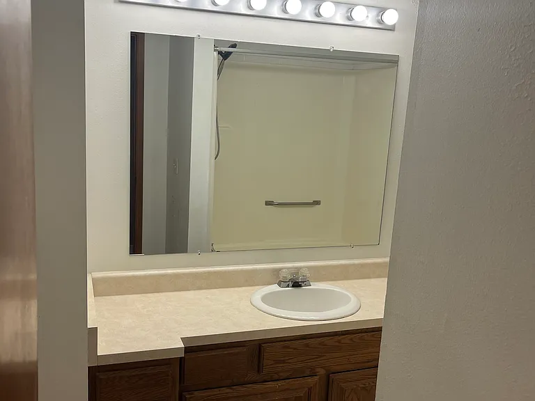 Main floor bathroom