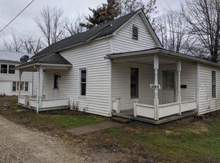 618 S 8th St, Cambridge, OH 43725