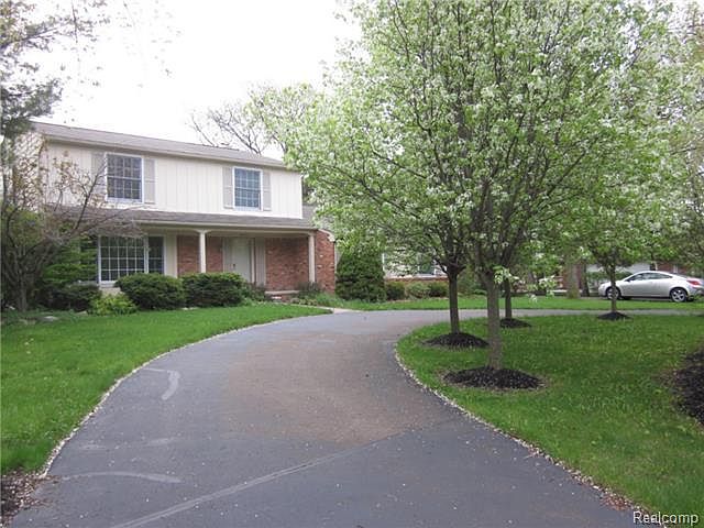 1st image of 6077 Wellesley Ct