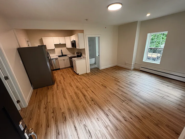 42 Johnston Ave #5 — Photo 3