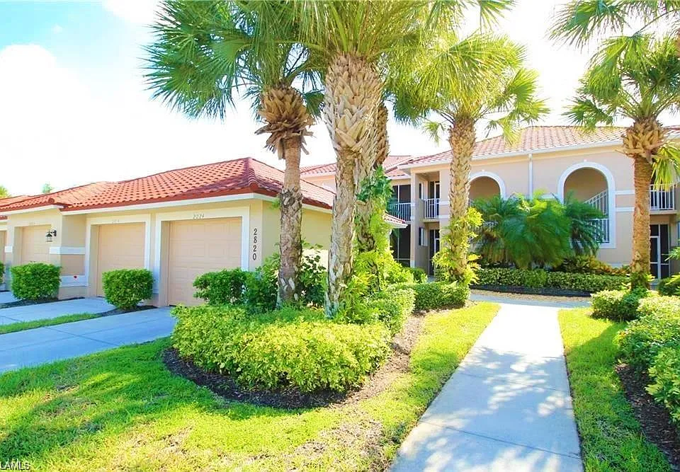 2820 Cypress Trace Cir #2023