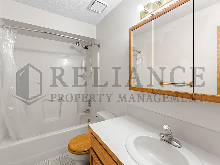 8502 W Westlawn Cir — Photo 16