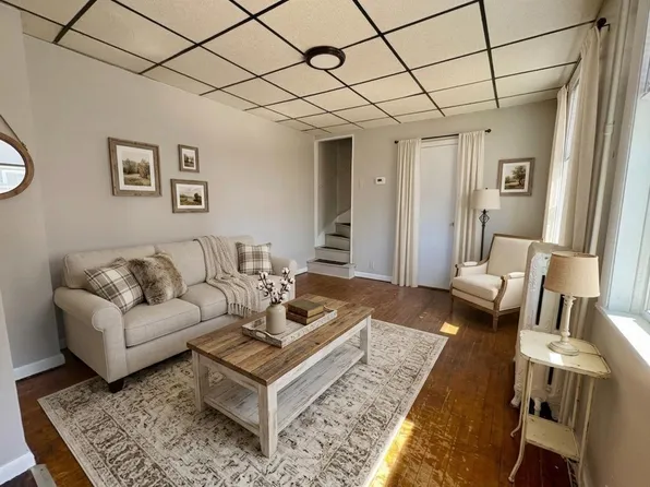 248-250 N 3rd St, 248-250 N 3rd St #250-2, Columbia, PA 17512