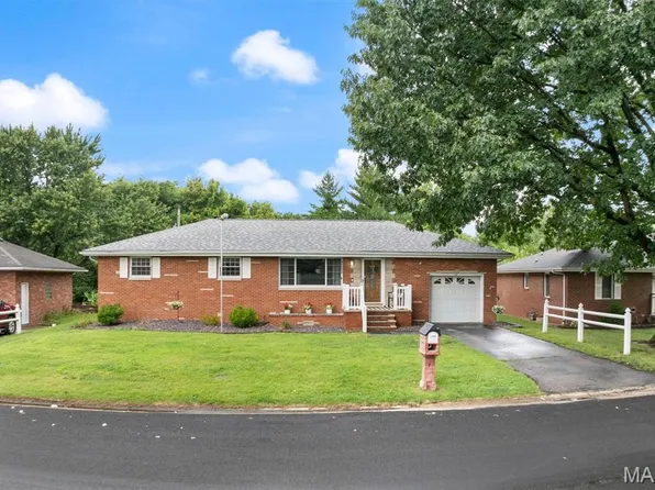 487 Sullivan St, East Alton, IL 62024