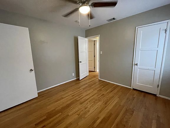 4th image of 4349 Albury Ave