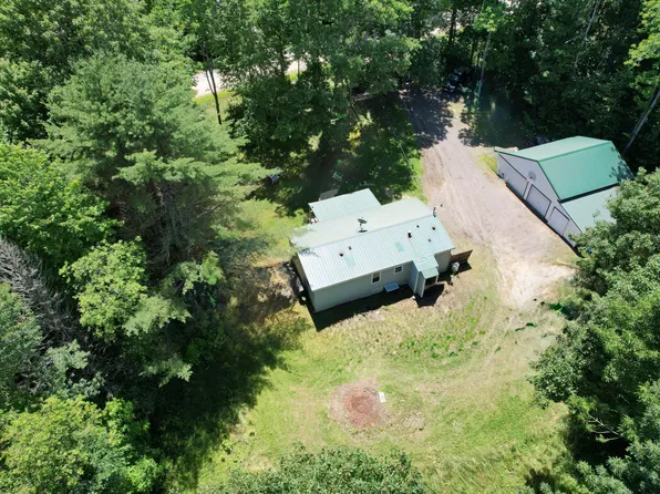 1060 North Road, Newburgh, ME 04444