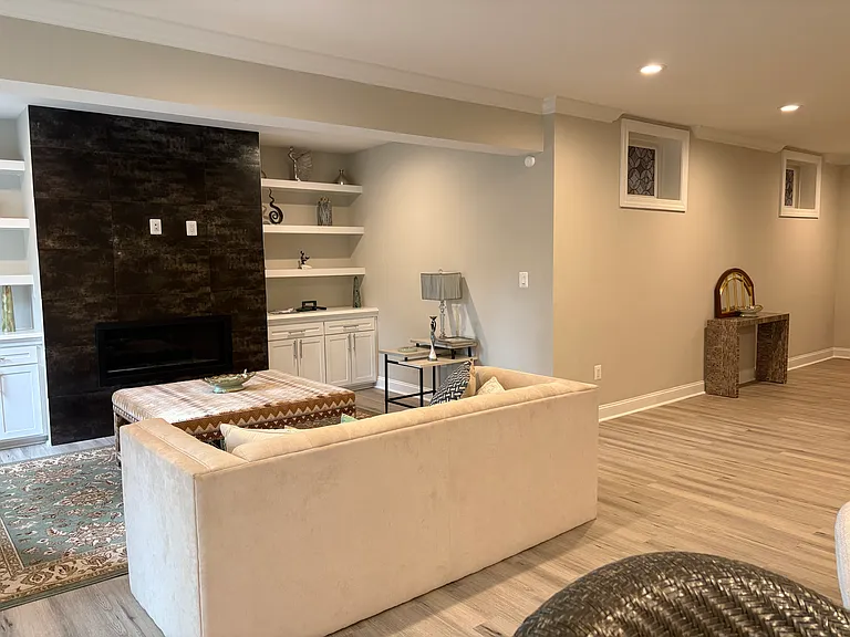 Harmony Dr SE — Photo 11