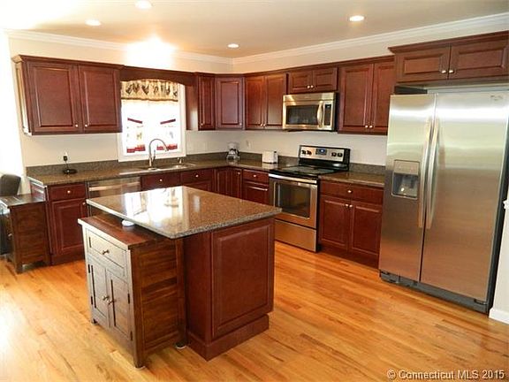 Spacious Kitchen