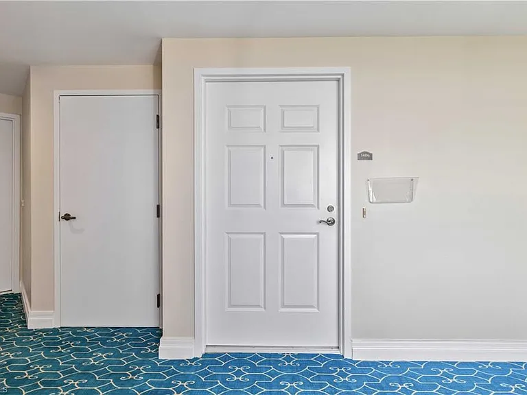 1001 Arbor Lake Dr #1406 — Photo 2