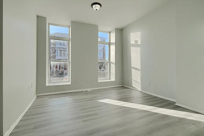 Building Photo - 800 N Fulton Ave #A