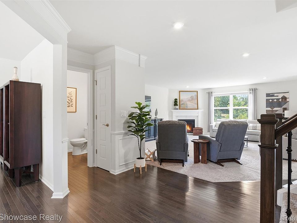 1592 Beachwood Dr, photo 7