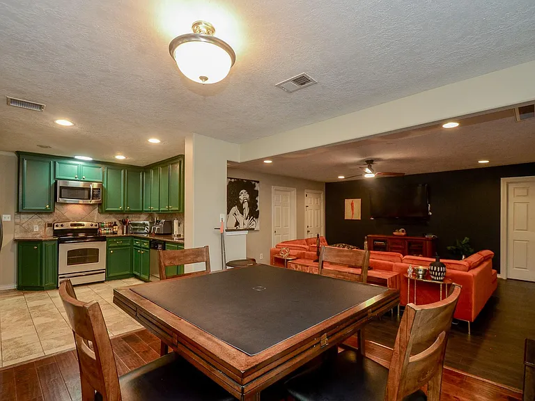 4315 Fernwood Dr — Photo 29