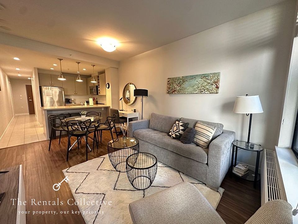 1st image of 215 W 1st St #301