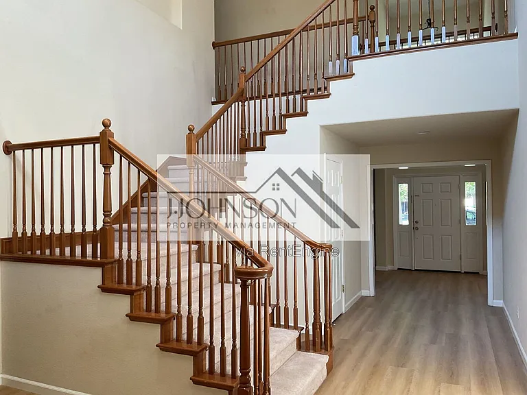 2408 Victor Ct — Photo 3