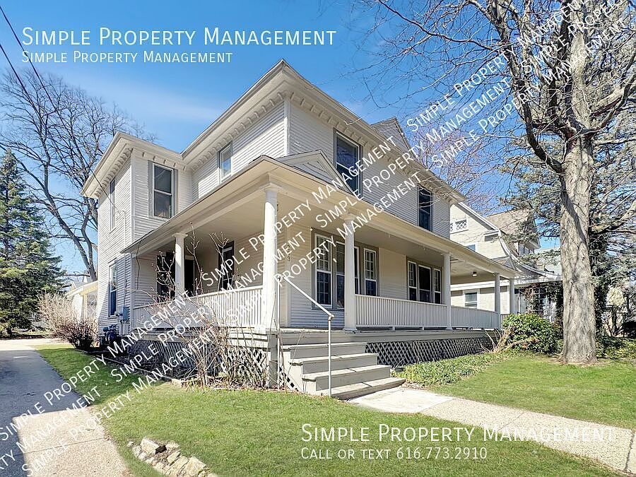 1st image of 203 Benjamin Ave SE