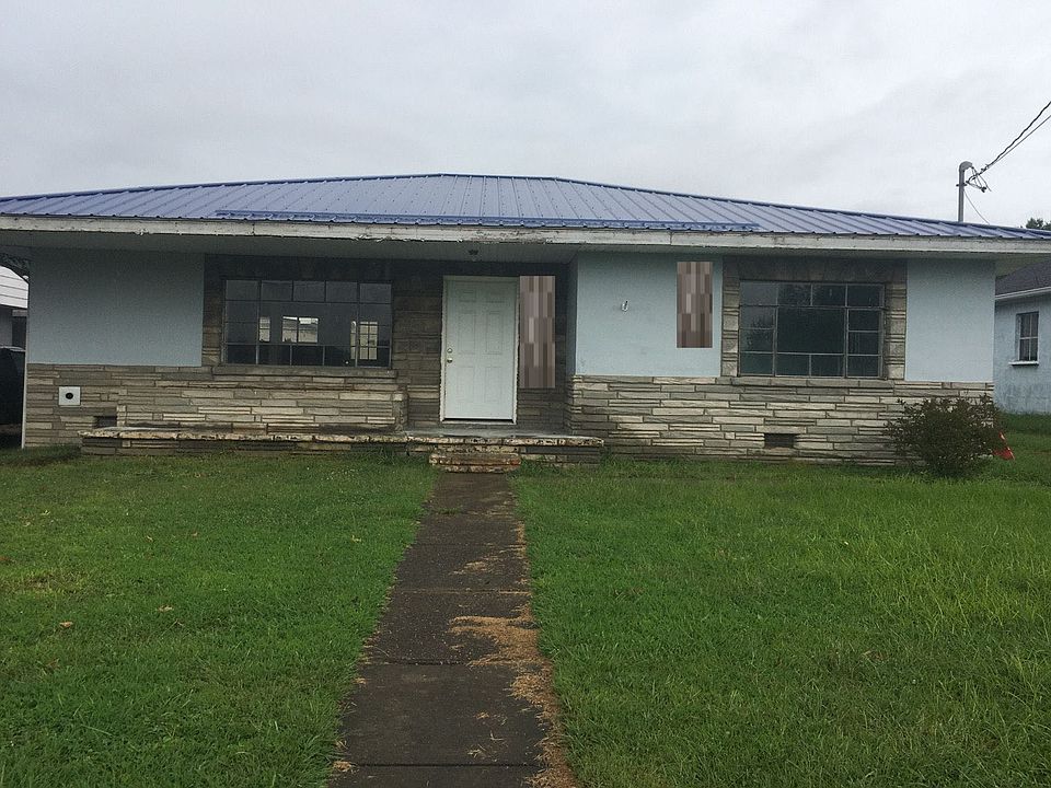1st image of 103 8th Ave