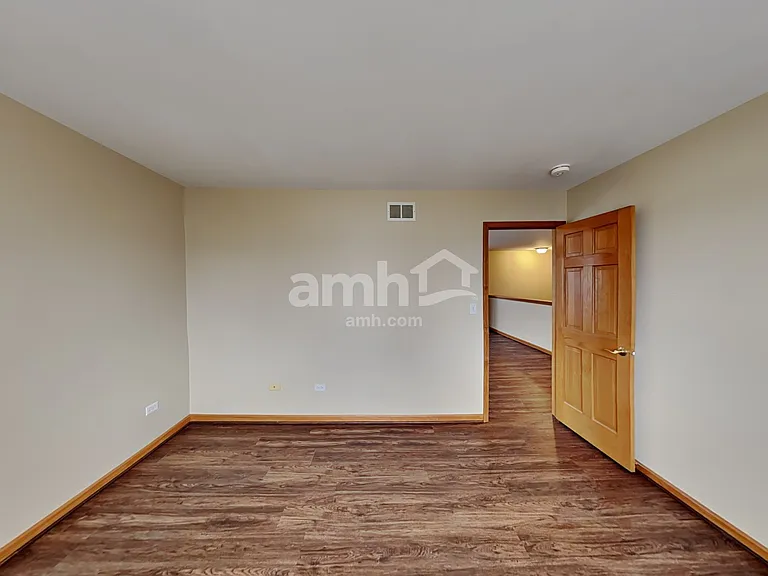 3229 Kenilworth Ln — Photo 18