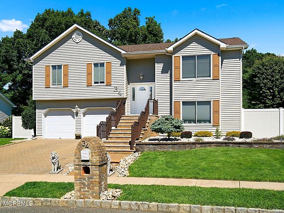 3rd image of 34 Bronia Street