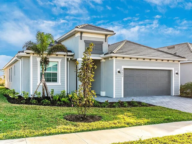 17672 Santorini Ct — Photo 42