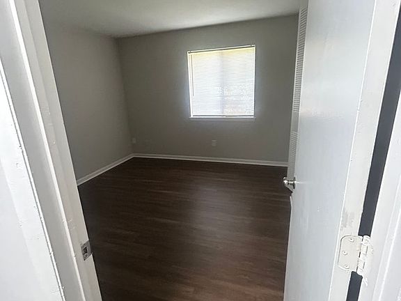 5th image of 306 Orchard Trace Ln APT 4